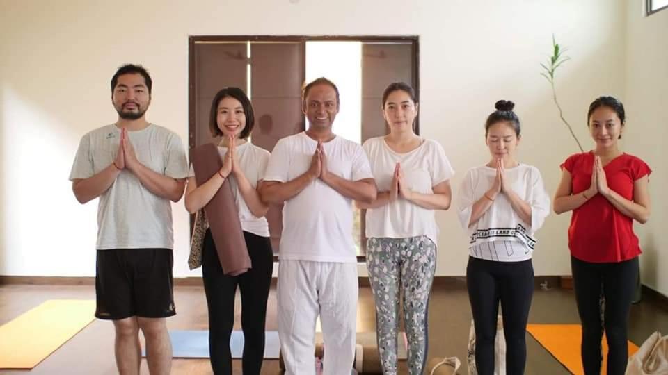 Yogi Home Stay Rishīkesh Exteriör bild